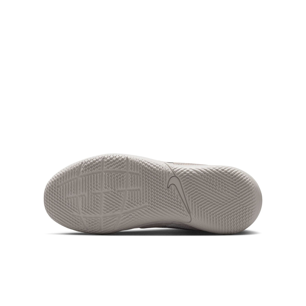 Nike Junior Streetgato Indoor Soccer Shoes- Light Smoke Grey/Metallic Silver
