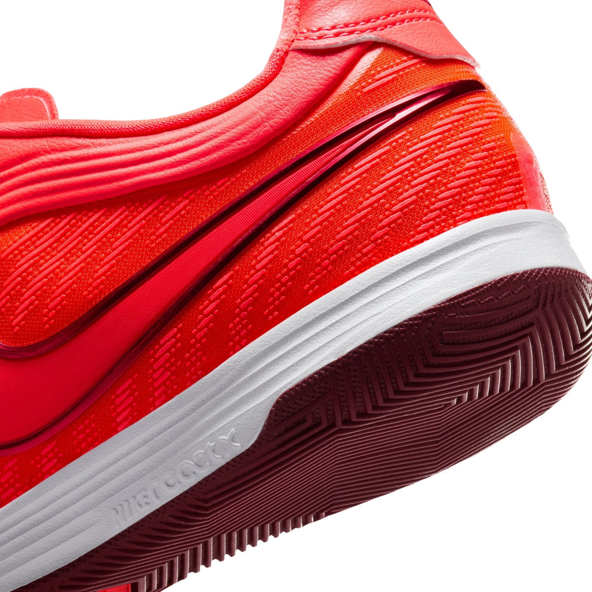 Nike Tiempo Reactgato IN Indoor/Court Low-Top Soccer Shoes -Bright Crimson/Team Red