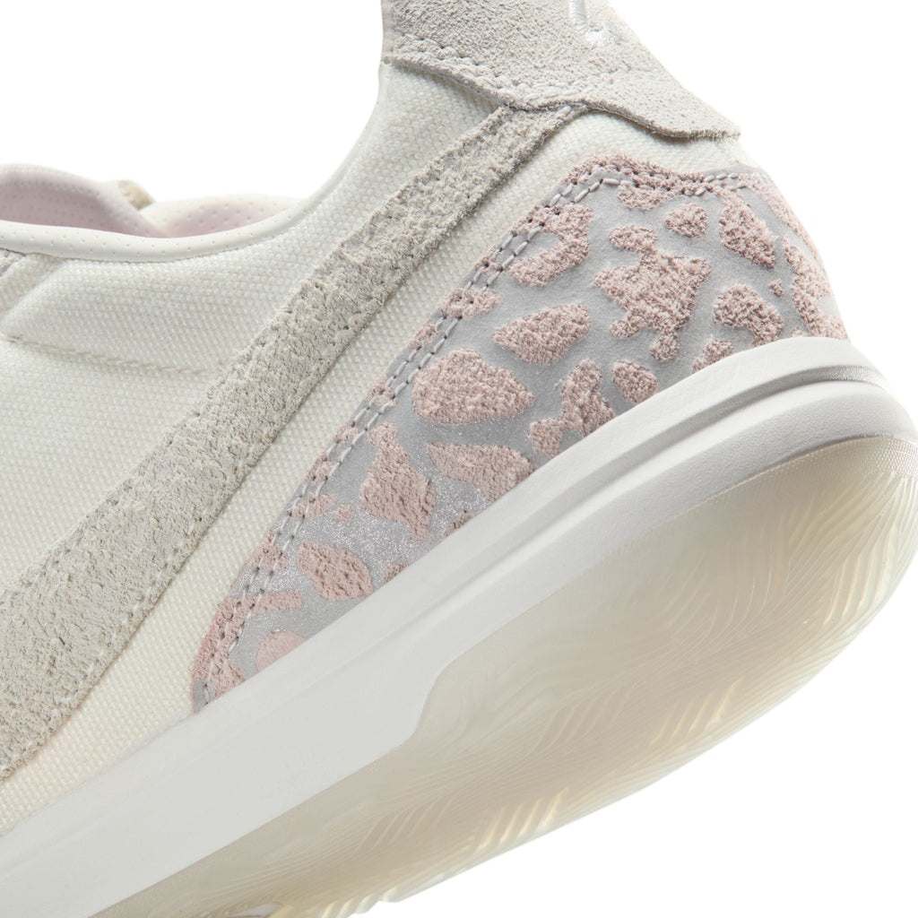 Nike Jordan Tiempo Streetgato SE Indoor/Court Low-Top Soccer Shoes-  Phantom/Sail/ Infrared 23