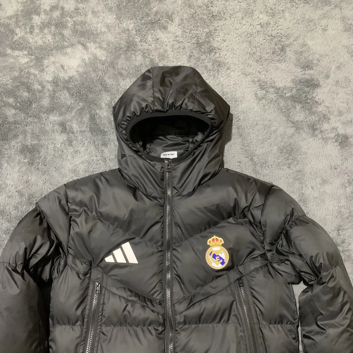 Real Madrid CF Men Full‑Zip Padded Hooded Jacket Warm Winter Soccer Outerwear