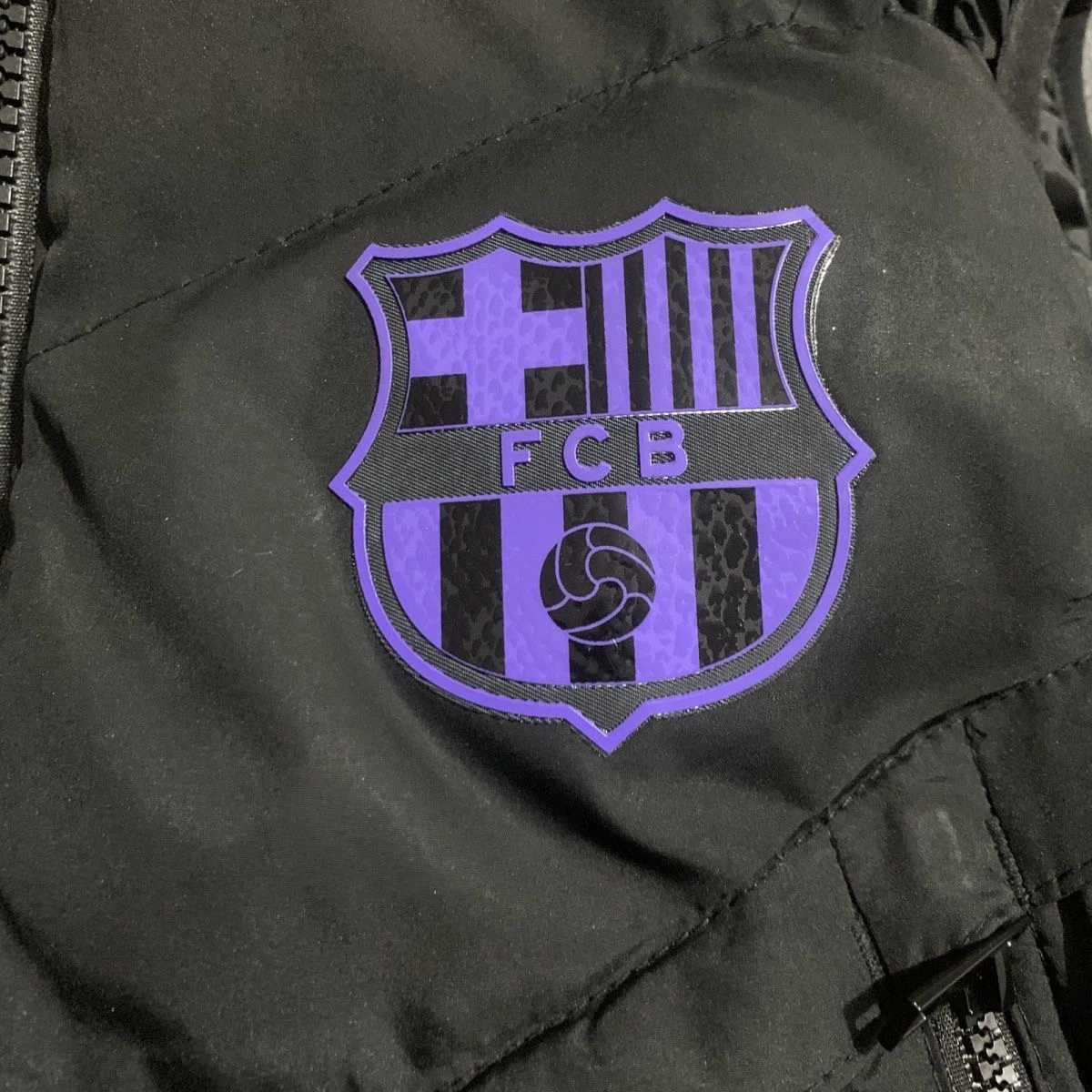 FC Barcelona Men Full‑Zip Black Padded Stand Collar Football Training Vest