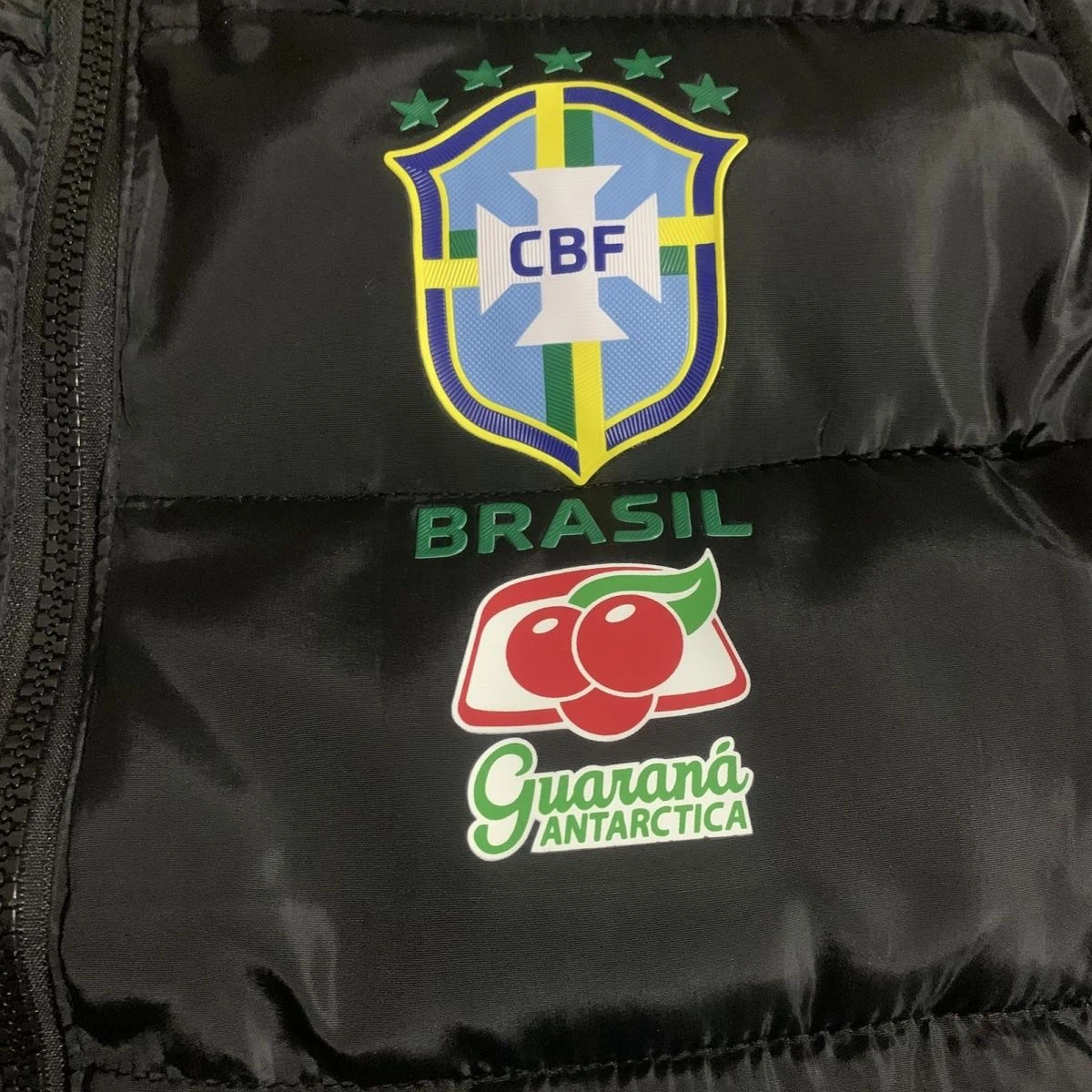 Brazil CBF Men Full‑Zip Black Sponsor Print Padded Football Training Vest